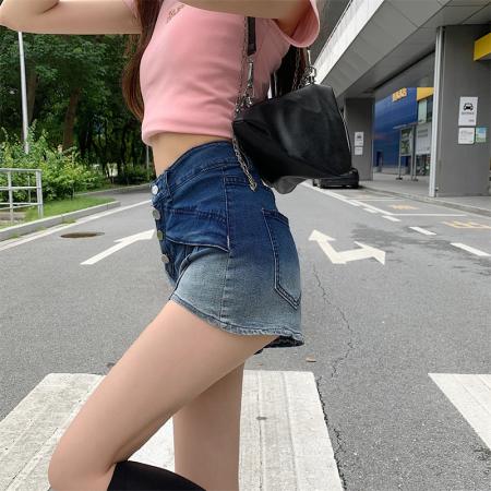 BY10729# 辣妹渐变色设计感小众个子牛仔短裤夏高腰直筒宽松休闲 服裝批發女裝批發服飾貨源
