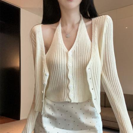 BY10744# 春秋V领拼接假两件开衫宽松辣妹挂脖式短款排扣螺纹毛针织衫 服裝批發女裝批發服飾貨源