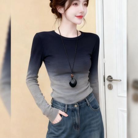 BY10823# 高级感渐变灰高领上衣秋冬女装轻熟小众不撞款打底内搭德绒女打底 服裝批發女裝批發服飾貨源
