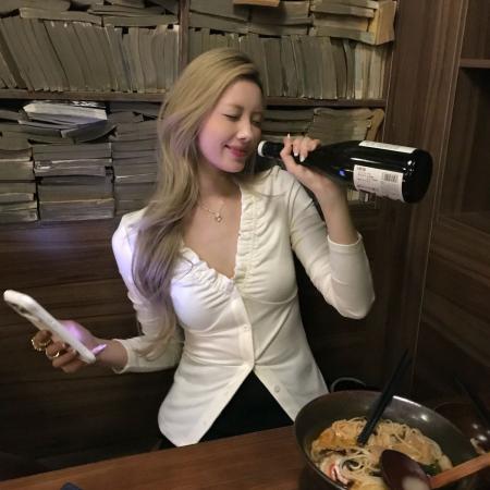 BY10825# 柔媚焦点黑色v领针织小开衫女冬季新款修身显瘦上衣 服裝批發女裝批發服飾貨源