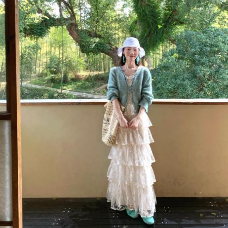 BY10869# 开春一整套ootd薄荷绿毛衣开衫+蕾丝蛋糕吊带连衣裙女春夏新款 服裝批發女裝批發服飾貨源