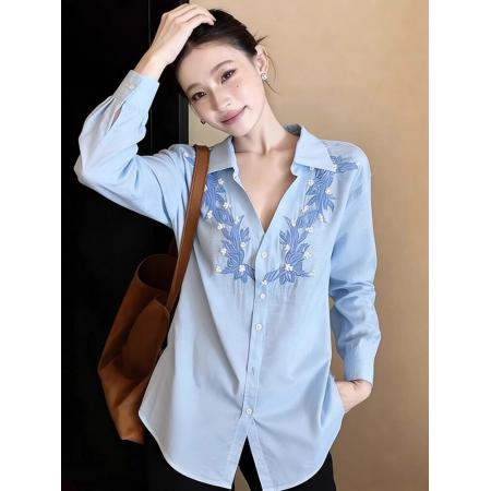 BY10893# 早春季独特巨好看蓝色宽松正肩衬衫女设计感绝美刺绣翻领小衫上衣 服裝批發女裝批發服飾貨源