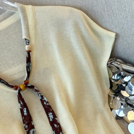 BY10926# 韩版简约丝巾V领小飞袖T恤女夏季新款设计感小众显瘦洋气百搭上衣 服裝批發女裝批發服飾貨源