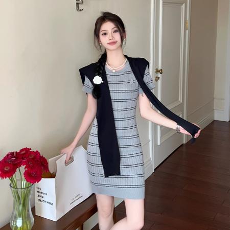 BY10935# 纯欲性感针织短袖连衣裙夏修身显瘦条纹包臀短裙披肩套装 服裝批發女裝批發服飾貨源