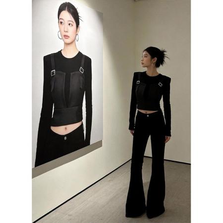 辣妹风黑色短款假两件皮衣T恤女早春小众别致修身上衣  服裝批發女裝批發服飾貨源