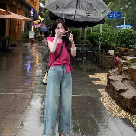 春夏穿搭一整套大码多巴胺针织T恤阔腿牛仔裤减龄高级好看套装女  服裝批發女裝批發服飾貨源