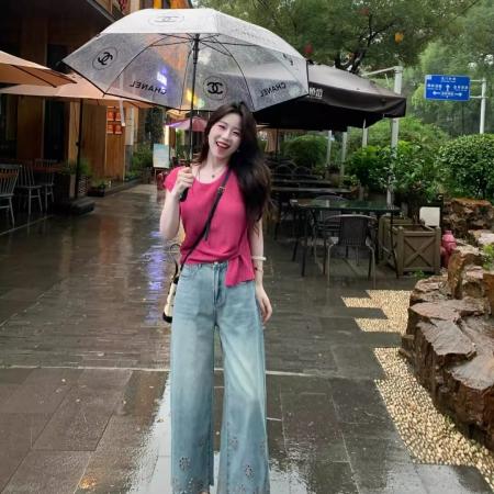 春夏穿搭一整套大码多巴胺针织T恤阔腿牛仔裤减龄高级好看套装女  服裝批發女裝批發服飾貨源