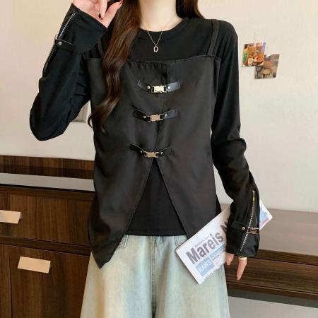 新款设计感拼接假两件长袖T恤时尚圆领金属扣装饰上衣  服裝批發女裝批發服飾貨源