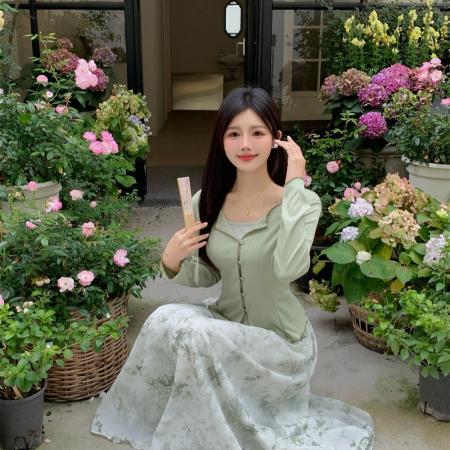 BY10973# 新中式薄款长袖防晒开衫+吊带+碎花半身裙女时尚三件套  服裝批發女裝批發服飾貨源