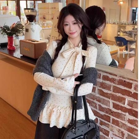 韩系绑带蝴蝶结荷叶边波点打底衫女春季内搭修身显瘦上衣  服裝批發女裝批發服飾貨源