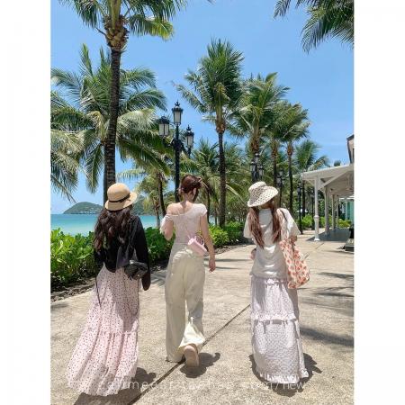 人棉带胸垫斜领短袖T恤女夏蕾丝拼接短款带胸垫上衣  服裝批發女裝批發服飾貨源