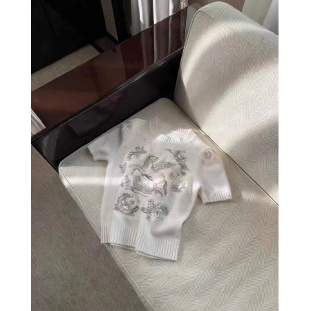 BY11002# 樊樊同款新年小马柔软重工刺绣6万针马年显瘦正肩短袖  服裝批發女裝批發服飾貨源