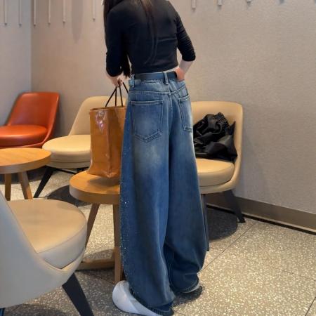 满天星烫钻弯刀牛仔裤女春季新款复古蓝阔腿裤大码胖mm直筒裤  服裝批發女裝批發服飾貨源