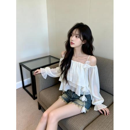 BY11037# 法式一字领露肩长袖荷叶边别致上衣  服裝批發女裝批發服飾貨源