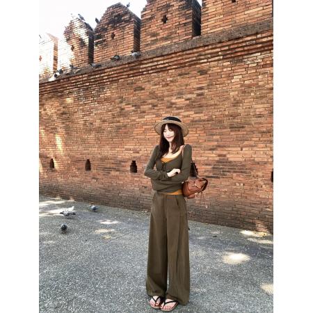 新智性温柔肌理坑条针织真两件套自带胸垫  服裝批發女裝批發服飾貨源