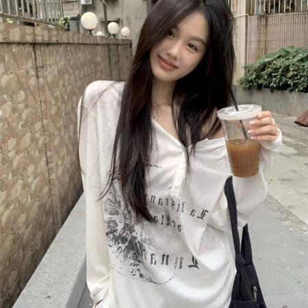 设计宽松不对称领口微透印花慵懒长袖防晒T恤  服裝批發女裝批發服飾貨源
