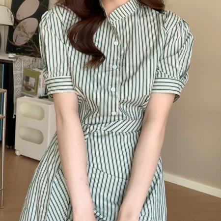 大码时尚设计感小众气质连衣短裙法式茶歇条纹不规则衬衫裙女夏季  服裝批發女裝批發服飾貨源