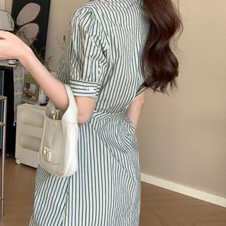 大码时尚设计感小众气质连衣短裙法式茶歇条纹不规则衬衫裙女夏季  服裝批發女裝批發服飾貨源