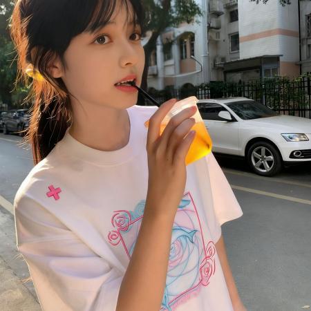 新款重工刺绣短袖T恤女夏季宽松设计感潮牌圆领小众纯棉上衣  服裝批發女裝批發服飾貨源