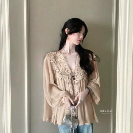 韩系新款法式重工蕾丝镂空钩花小衫温柔气质衬衫  服裝批發女裝批發服飾貨源