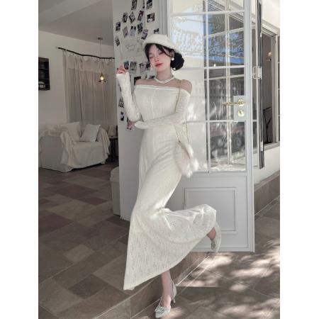 BY11304# 法式气质一字肩露肩连衣裙新款收腰显瘦蕾丝花边长裙 服裝批發女裝批發服飾貨源