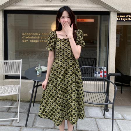 BY11352# 大码南岛风大码女装夏季新款短款收腰裙子a字短袖碎花连衣裙微胖m 服裝批發女裝批發服飾貨源