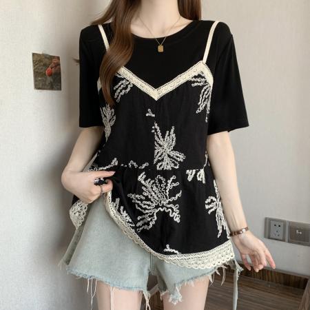 BY11414# 大码女装拼接绣花假两件显瘦上衣胖mm设计感圆领梨型衬衫 服裝批發女裝批發服飾貨源