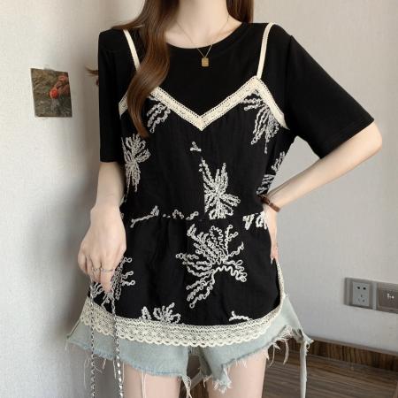 BY11414# 大码女装拼接绣花假两件显瘦上衣胖mm设计感圆领梨型衬衫 服裝批發女裝批發服飾貨源