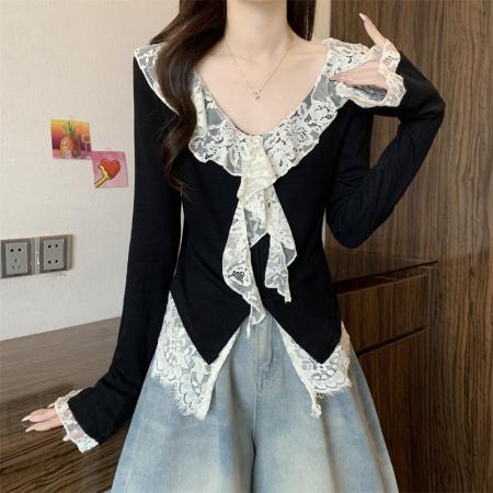BY11443# 春季新款韩系纯欲风蕾丝拼接v领长袖T恤女设计感别致上衣  服裝批發女裝批發服飾貨源