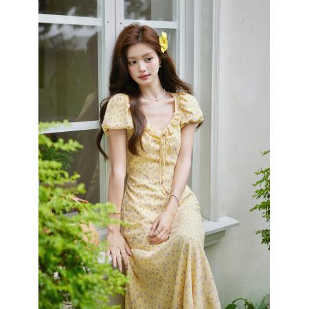 BY11497# 法式浪漫氛围感小众裙子优雅气质V领收腰显瘦碎花连衣裙  服裝批發女裝批發服飾貨源