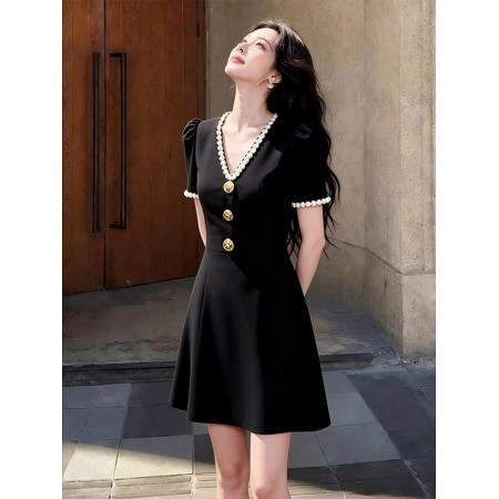 BY11527# 夏季重要场合漂亮气质千金轻奢小众不撞款高级感赫本风黑色连衣裙  服裝批發女裝批發服飾貨源