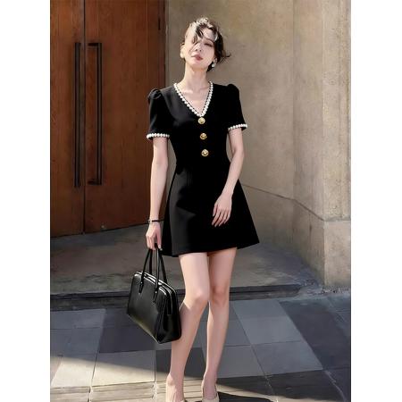 BY11527# 夏季重要场合漂亮气质千金轻奢小众不撞款高级感赫本风黑色连衣裙  服裝批發女裝批發服飾貨源