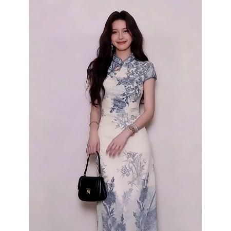 BY11528# 绝美白色印花旗袍连衣裙子女新款春季大方得体收腰修身长裙  服裝批發女裝批發服飾貨源