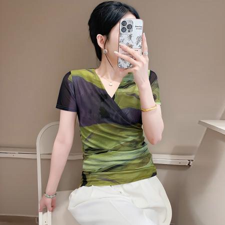 BY11580# 夏季皱褶交叉V领时尚短袖网纱印花时尚修身显瘦打底衫潮  服裝批發女裝批發服飾貨源