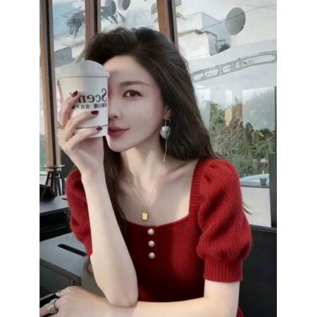 BY11743# 胖MM法式红色方领泡泡袖针织上衣女春季新款短袖百搭减龄通勤 服裝批發女裝批發服飾貨源