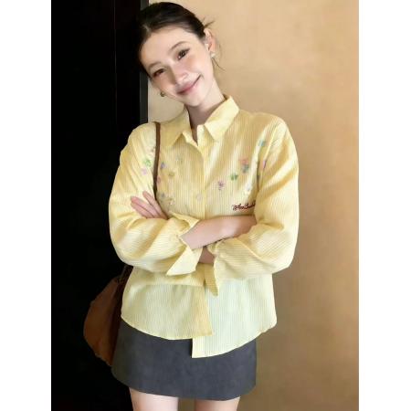 BY11755# 黄色衬衫女长袖春季新款小众独特洋气减龄漂亮绝美内搭衬衣 服裝批發女裝批發服飾貨源