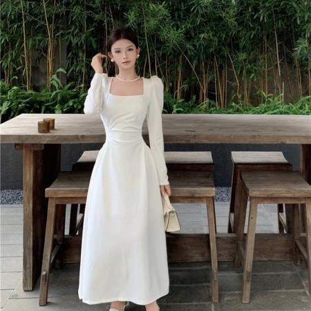 BY11809# 高级感别致惊艳美独特白色法式连衣裙收腰显瘦方领裙子女 服裝批發女裝批發服飾貨源