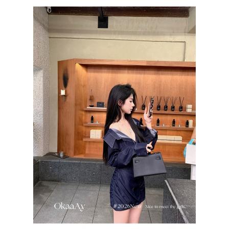 BY11837# 法式一字肩牛仔长袖连衣裙女早春纯欲性感收腰显瘦修身包臀短裙子 服裝批發女裝批發服飾貨源