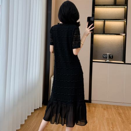 BY11841# 高端轻奢蕾丝肌理感连衣裙女夏大码法式优雅气质v领超显瘦小黑裙 服裝批發女裝批發服飾貨源