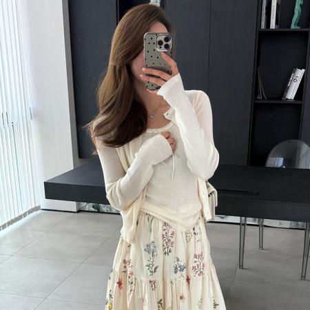 BY11863# momo大姐姐蕾丝针织衫打底衫女显瘦内搭长袖小众设计感毛衣小上衣 服裝批發女裝批發服飾貨源