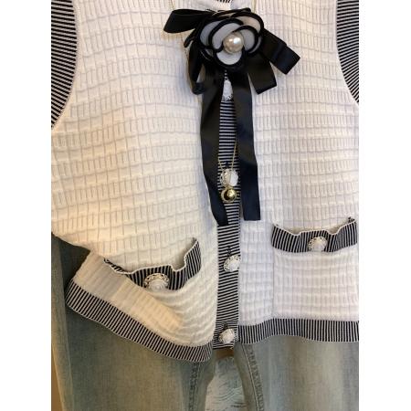 BY11867# 上小香重工山茶花针织背心女春撞色条纹蝴蝶结圆领针织上衣 服裝批發女裝批發服飾貨源