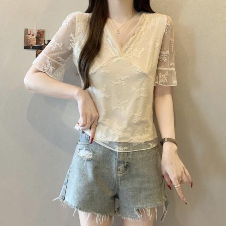 BY11892# 夏季新款拼接V领打底短袖蕾丝衫大码显瘦减龄透气单上衣 服裝批發女裝批發服飾貨源