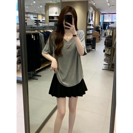 BY11904# 夏季新款V领正肩百搭休闲T恤女大码宽松遮肉减龄针织上衣 服裝批發女裝批發服飾貨源