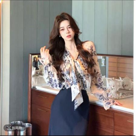 BY11959# 木子李的李墨染花影早秋水墨印花飘带衬衫藏青风衣半裙 服裝批發女裝批發服飾貨源