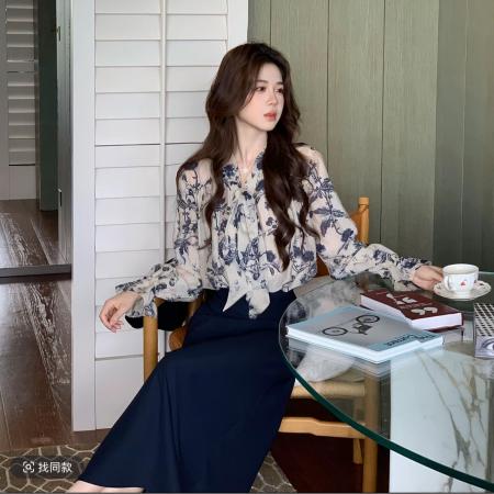 BY11959# 木子李的李墨染花影早秋水墨印花飘带衬衫藏青风衣半裙 服裝批發女裝批發服飾貨源