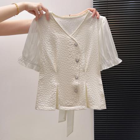 BY11978# 夏季新款时尚洋气V领短袖衬衫女设计感收腰显瘦蝴蝶结绑带上衣 服裝批發女裝批發服飾貨源