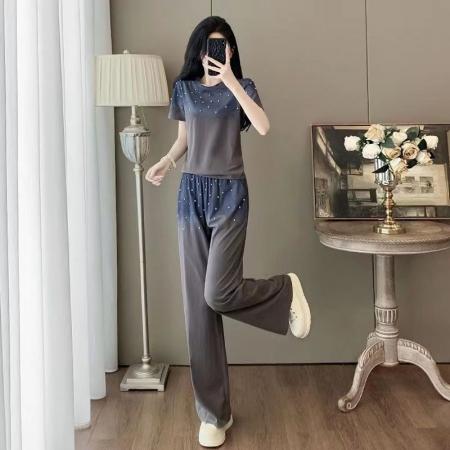 BY12039# 渐变色钉珠休闲运动套装女夏季减龄一整套穿搭简约时尚洋气两件套 服裝批發女裝批發服飾貨源