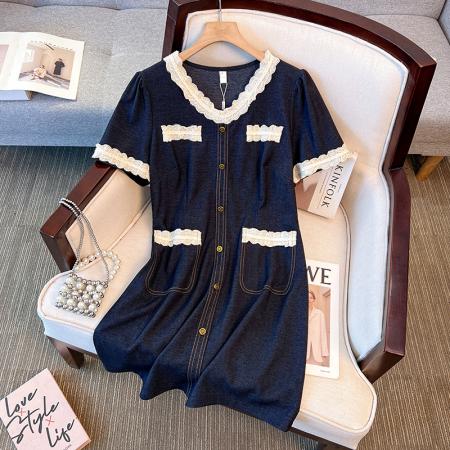 大码女装夏季新款胖mm时尚减龄花边拼接仿牛仔显瘦连衣裙 服裝批發女裝批發服飾貨源