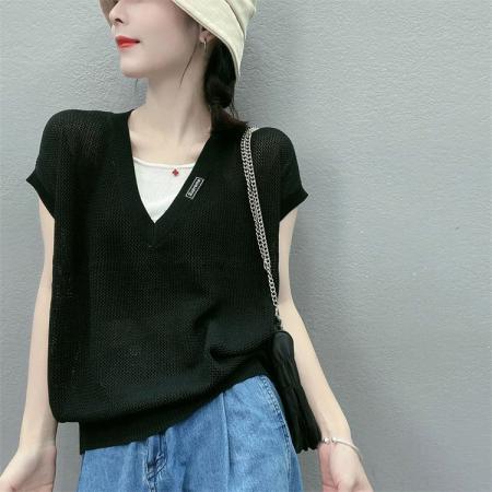 假两件短袖T恤女夏季薄款新款透气V领针织衫女百搭镂空上衣女 服裝批發女裝批發服飾貨源