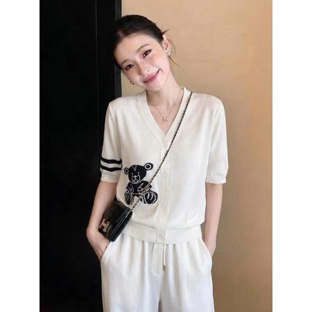 春夏新款高级感超好看卡通小熊条纹短袖开衫宽松V领外套女潮 服裝批發女裝批發服飾貨源